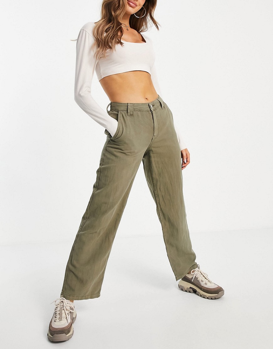 Свободные льняные брюки с заниженной талией в винтажном стиле выбеленного цвета хаки -Зеленый цвет ASOS DESIGN 11856001