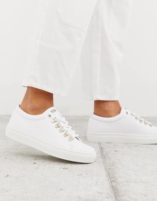 Alexander Graham Bell Australië Sluit een verzekering af Swear – Weiße Leder-Sneaker mit großen silbernen Ösen | ASOS