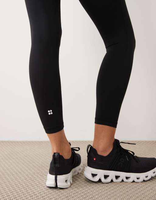 Sweaty Betty All Day 7/8 soft twist leggings in black, 3 of 5