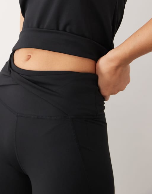 Sweaty Betty All Day 7/8 soft twist leggings in black, 4 of 5
