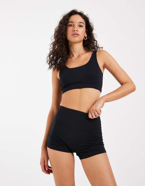 Sweaty Betty All Day bralette i sort - view 1