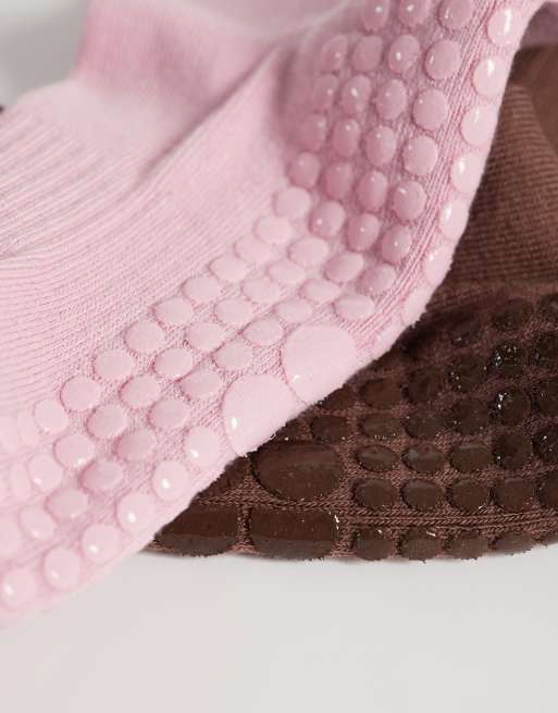Sweaty Betty confezione da 2 calzini da pilates con grip marrone e rosa, 3 di 3