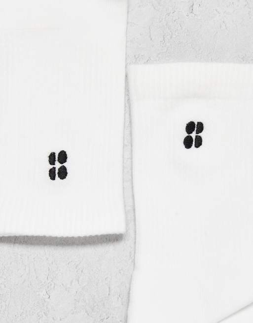 Sweaty Betty – Essentials – 3er-Pack Crew-Socken in Weiß, 3 von 3