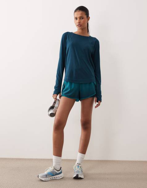 Sweaty Betty - Get Set - 2-in-1 multi trainingsshort in roze met kleurverloop - view 1