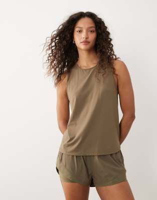 Sweaty Betty Runner's High Tank In Green