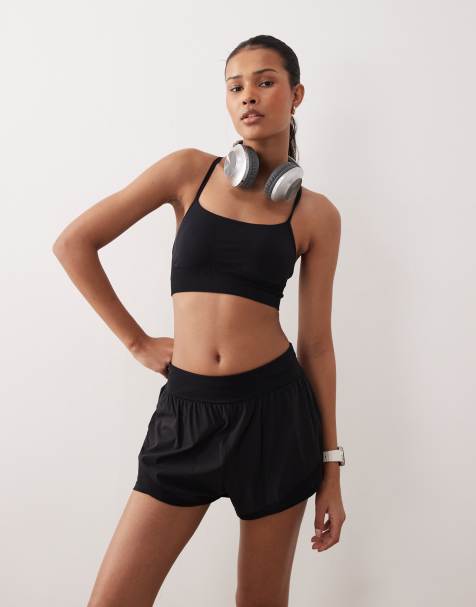 Sweaty Betty – Spirit Restored – Nahtloser Yoga-BH in Schwarz - view 1
