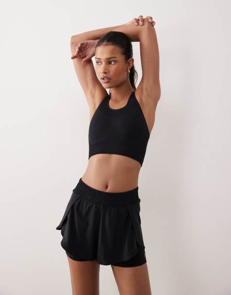 Sweaty Betty – Stamina – Czarny bezszwowy biustonosz sportowy - view 1