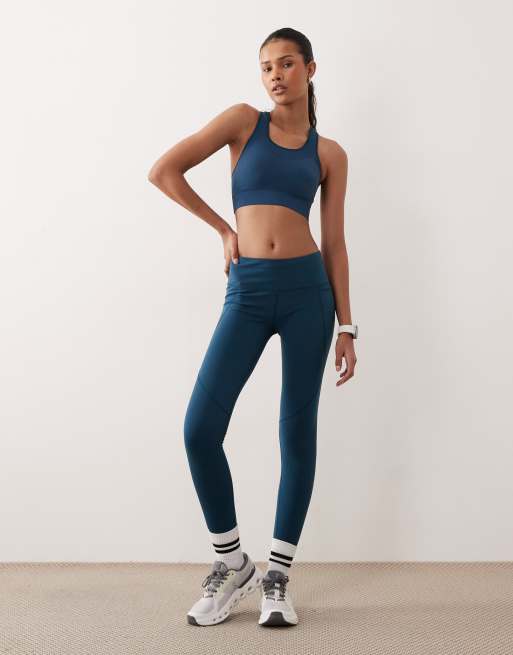 Sweaty Betty Stamina seamless sports bra in deep green, 4 of 4