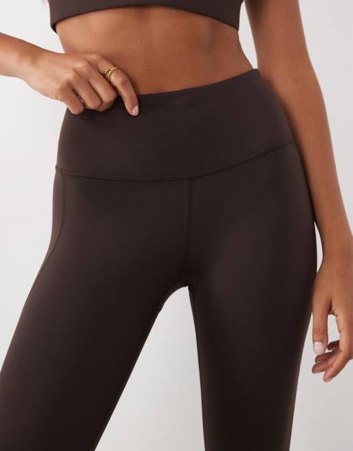 Sweaty Betty Ultimate Studio 7/8 leggings in espresso brown, 3 of 5