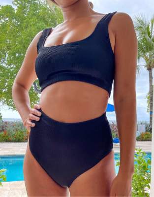 Swim Society - Roxy - Haut de bikini côtelé style crop top - Noir