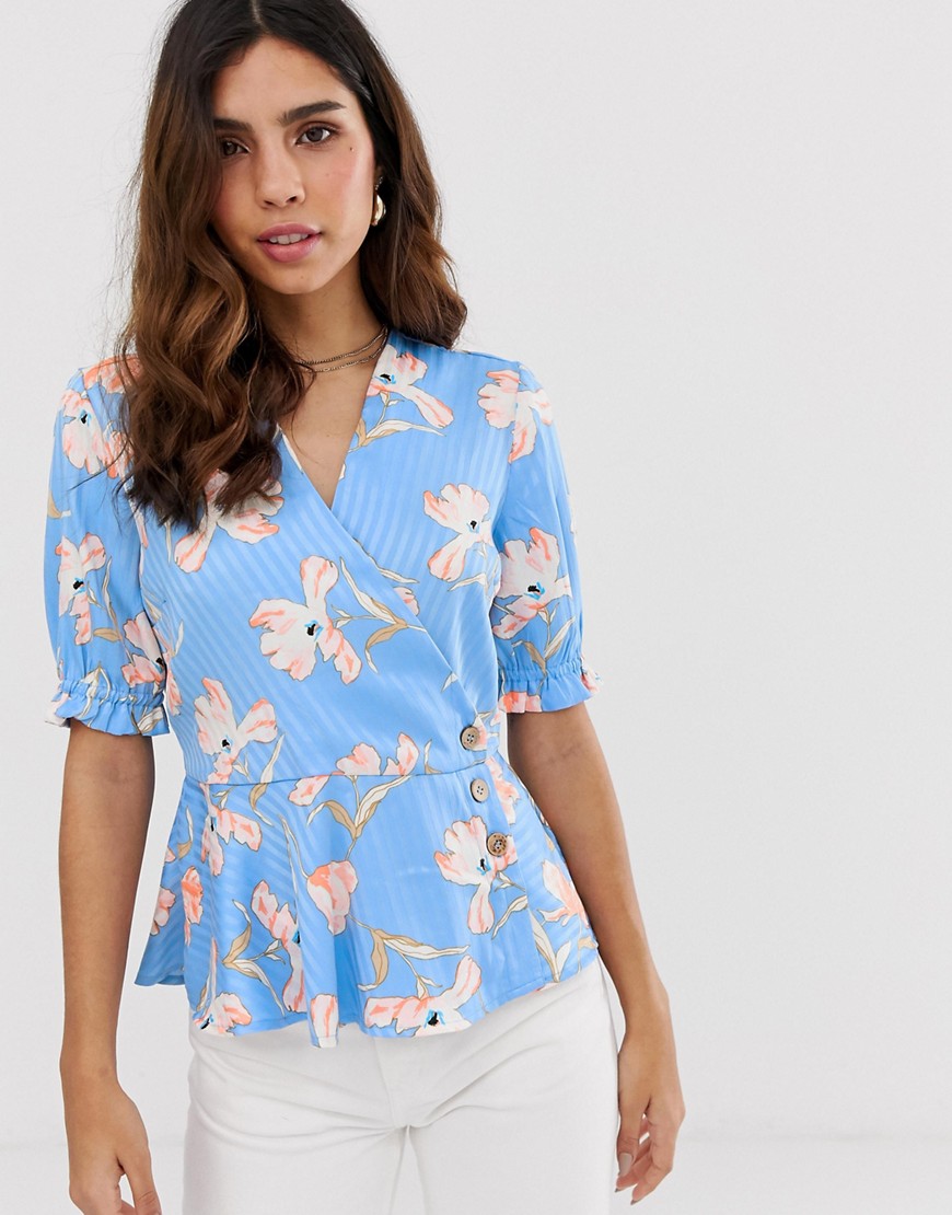 T-shirt-bluse med blomster, striber og knapdetalje fra Vero Moda-Multifarvet