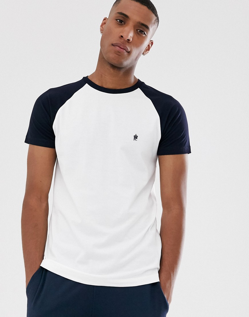 T-shirt med raglanærmer i kontrast fra French Connection-Hvid