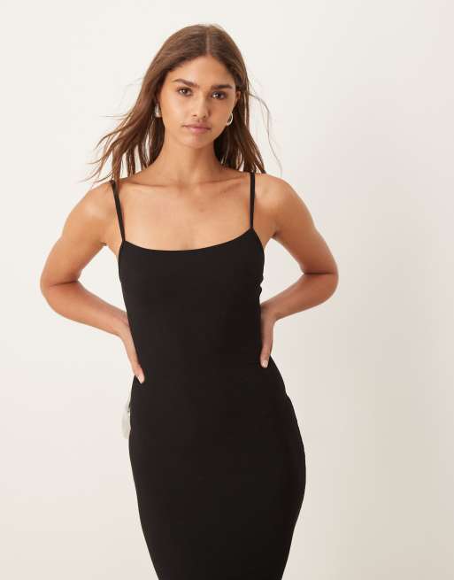 Tala – 365 – Figurformendes Lounge-Maxikleid in Schwarz mit Camisole-Trägern, 2 von 4