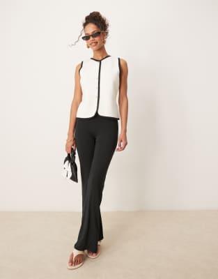 365 flared pants in shadow black