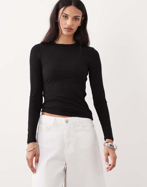Tala 365 long sleeve top in black, 2 of 4