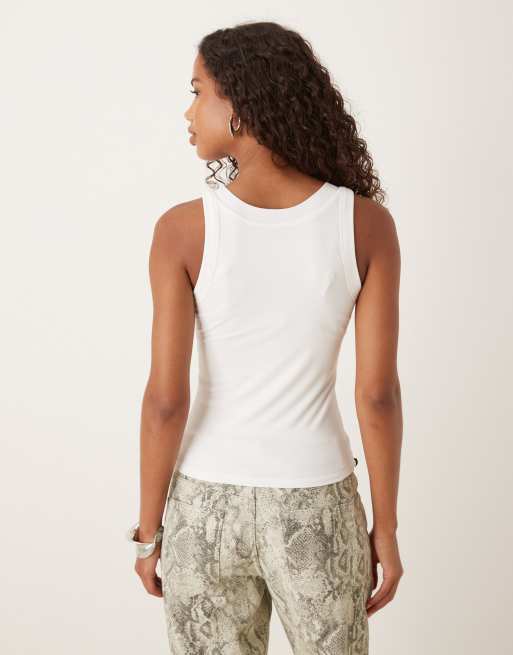 Tala - 365 - Op 2 manieren te dragen racer tanktop in crème, 3 van 4