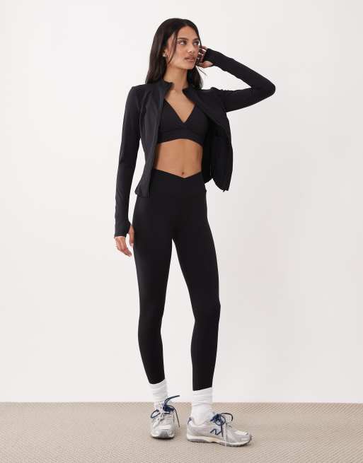 Tala – Day Flex – Svarta leggings med omlottdesign och hög midja, 2 av 5