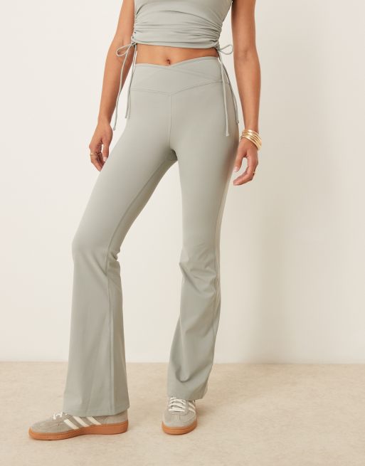 Tala - DayFlex - Leggings avvolgenti a zampa verde salvia, 2 di 5