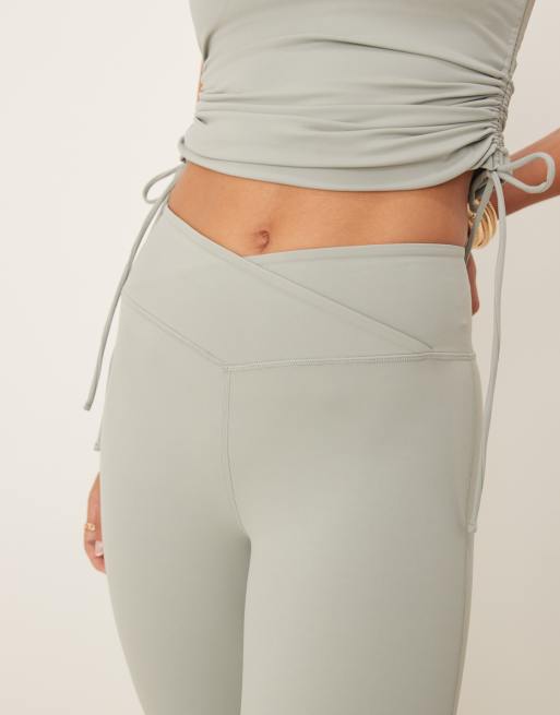 Tala - DayFlex - Leggings avvolgenti a zampa verde salvia, 3 di 5
