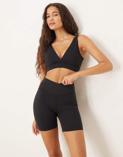 Tala - DayFlex - Sorte højtaljede shorts med slå-om-design, 5 af 5