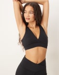 [Tala] Tala DayFlex V neck sports bra in shadow black XS Shadow Black