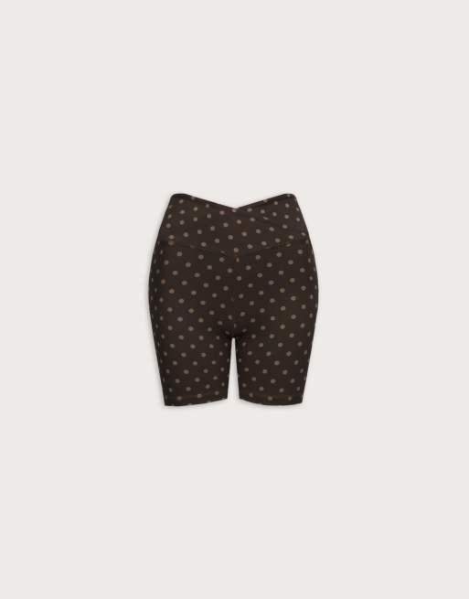 TALA DayFlex wrap short in brown polka dot, 5 of 5