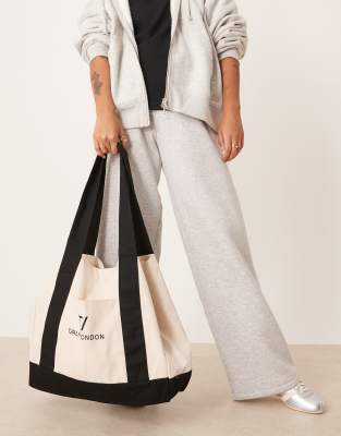 Tala Logo Contrast Tote Bag In Black