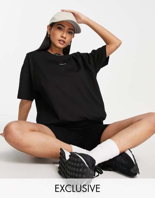 You can now buy cult activewear brand TALA on ASOS