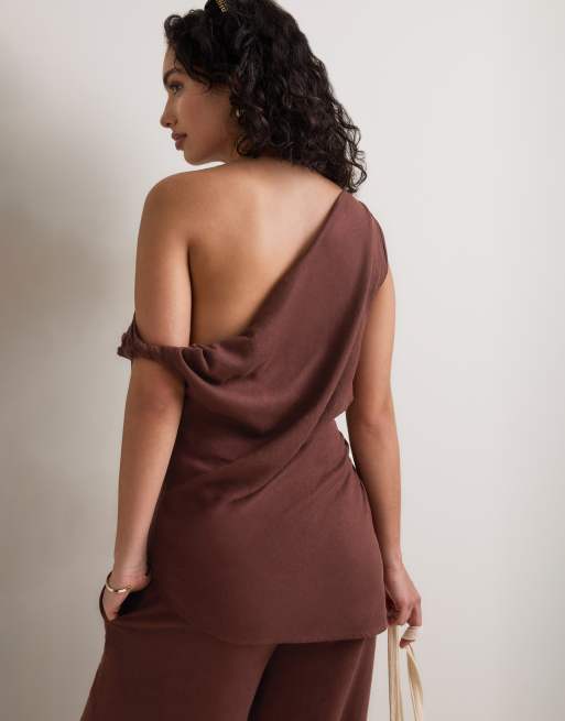 TALA Resort soft linen top in deep rust, 2 of 3