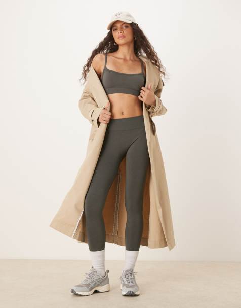 Tala – Sculpt – Mörkt olivgrönt set i seamless-design - view 1