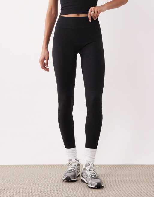 TALA Sculpt Seamless Scrunch legging in black marl, 2 of 5