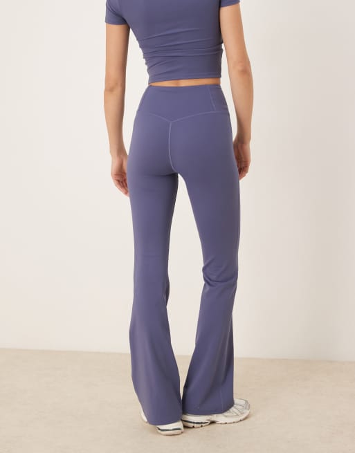 TALA SkinLuxe v-waist high waisted flared legging in blue, 3 of 5