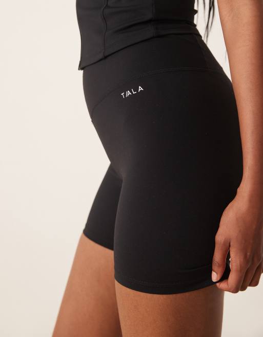 Tala SkinLuxe v-waist high waisted shorts in black, 4 of 5