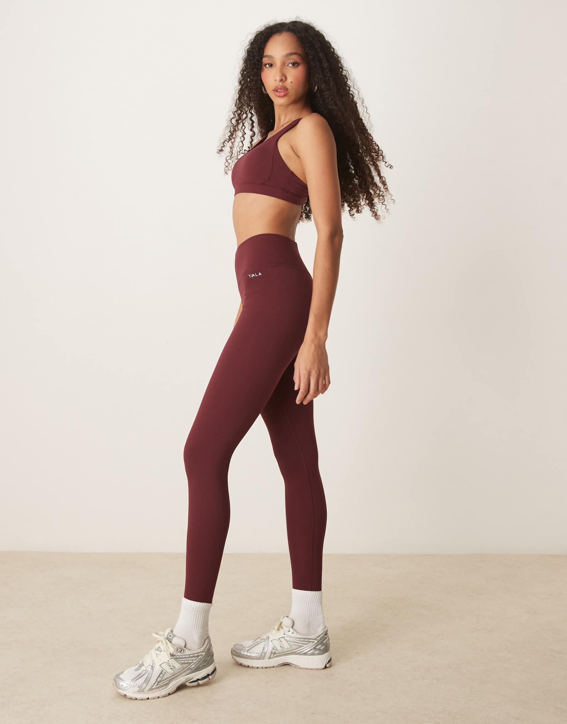 tala skinluxe v waist leggings in red