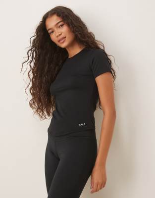 Tala Ultralite Short Sleeve Active T-shirt In Black