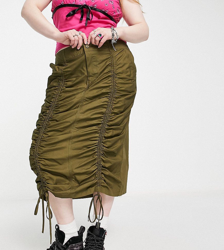 Tammy Girl Plus ruched front midi cargo skirt in khaki-Green