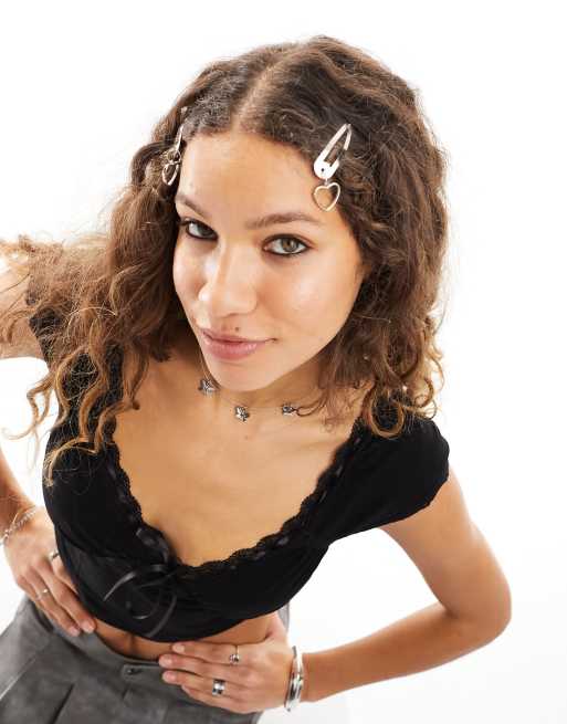 Tammy Girl – Spinki do włosów w kształcie serca z zawieszkami