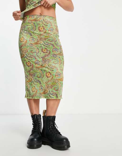 Asos's Tammy Girl relaunch includes Y2K-inspired skirts, crop tops