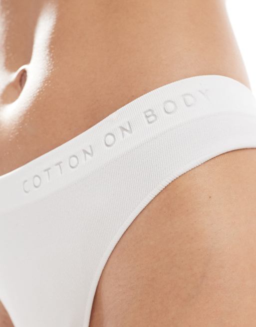 Tanga blanco de talle alto sin costuras de Cotton On, 4 de 4