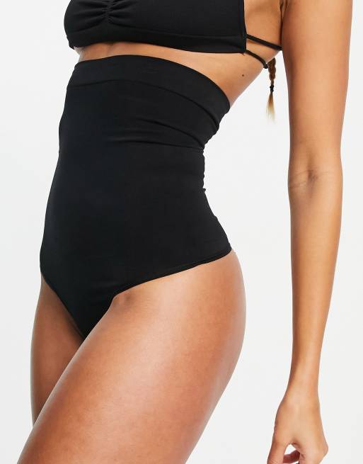 Tanga negro de talle alto con diseño moldeador de la silueta de firmeza  media de MAGIC Bodyfashion