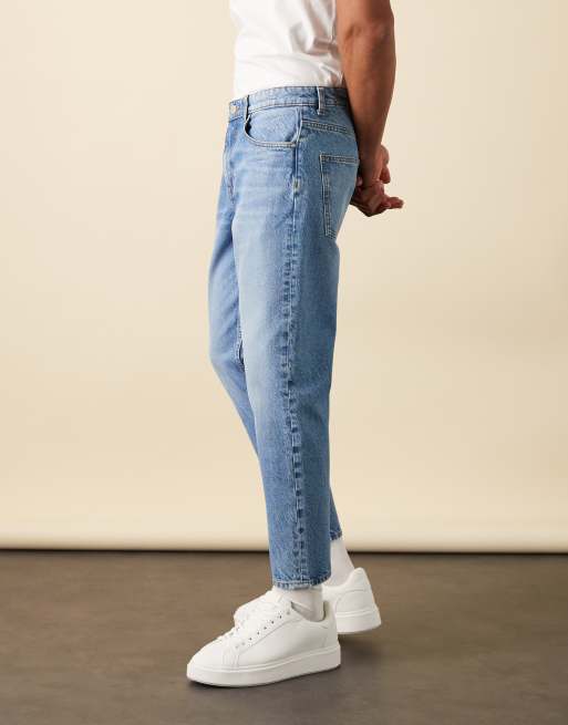 Tapered fit-jeans i let forvasket blå fra ASOS DESIGN, 3 af 6