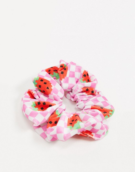 Tara Khorzad scrunchie in strawberry print