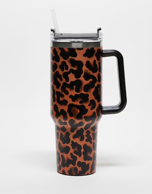 Taza reutilizable con estampado de leopardo, asa y pajita de Daisy Street