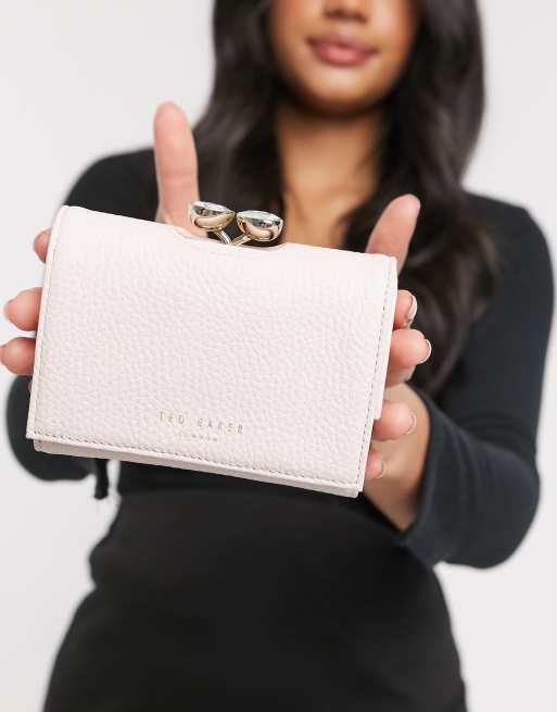 Ted Baker - Alyesha - Lyserød minipung med dråbeformet krystallukning
