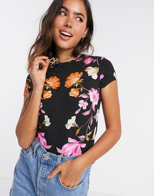 Ted Baker arbyela floral fitted t-shirt in black
