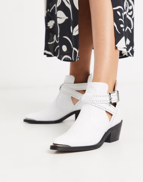 Ted Baker – Celania – Bikerstiefel aus Leder mit Zierausschnitten im Westernstil