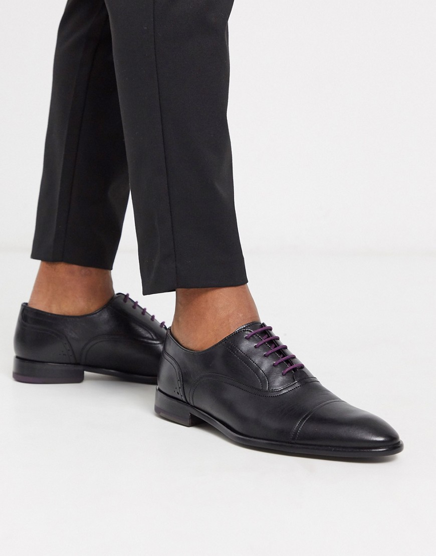 Ted Baker – Circass – Svarta skor med tåhätta