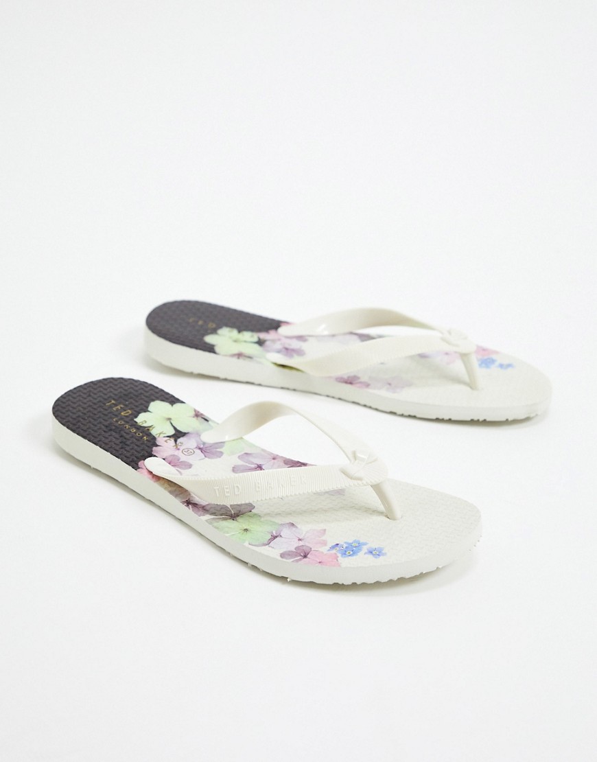 Ted Baker coulip floral sole flip flops in ivory-White