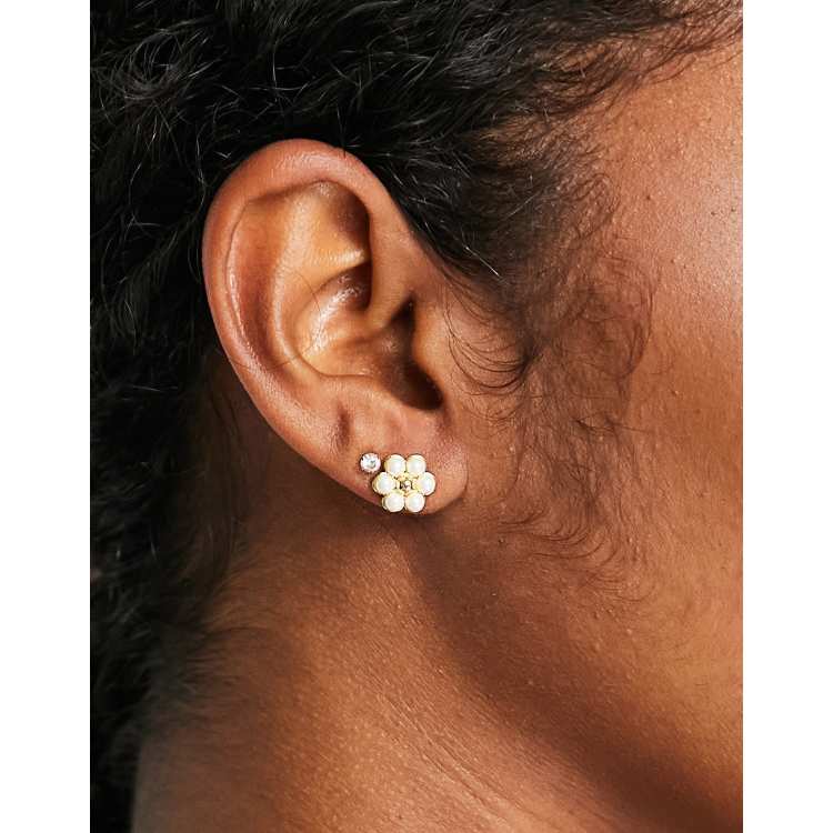 Ted Baker Darsiee daisy pearl stud earring in gold