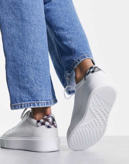 Ted Baker - Filona - Leren sneakers met plateauzool en hiel met ruitprint in wit, 3 van 4